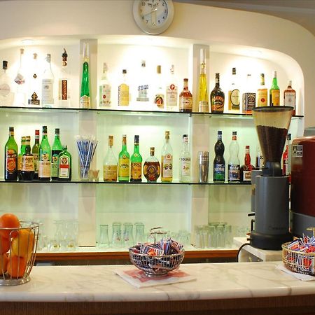 Hotel Veliero Rimini Dış mekan fotoğraf