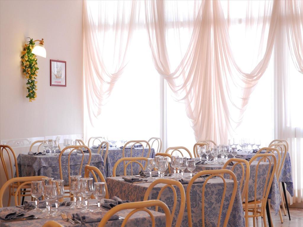 Hotel Veliero Rimini Dış mekan fotoğraf