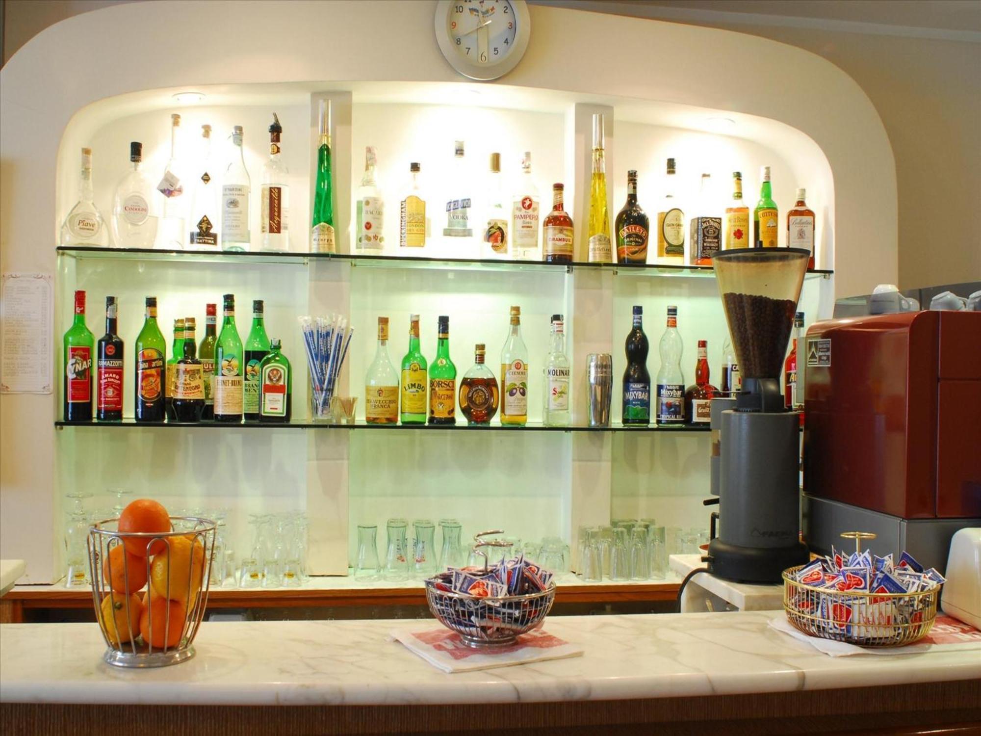 Hotel Veliero Rimini Dış mekan fotoğraf