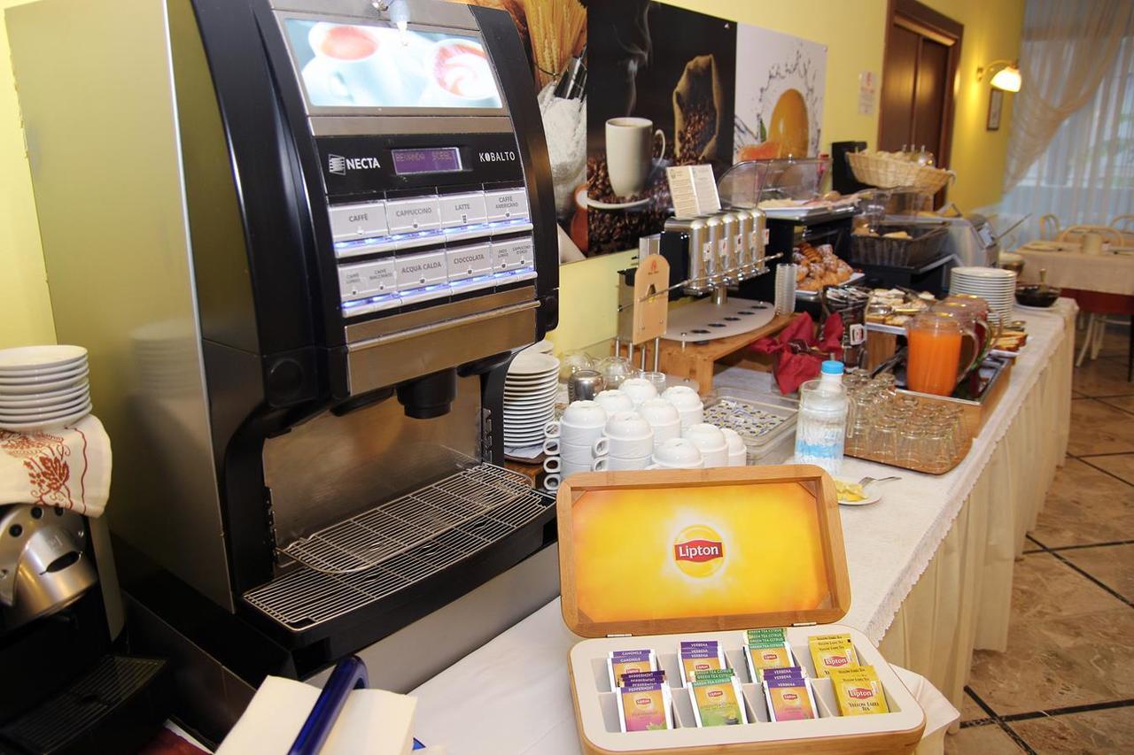 Hotel Veliero Rimini Dış mekan fotoğraf