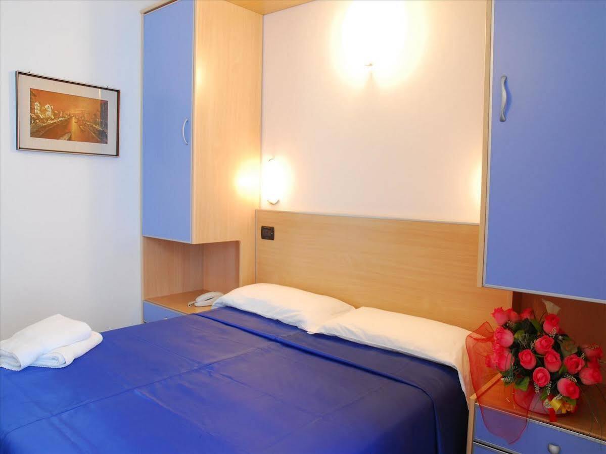 Hotel Veliero Rimini Dış mekan fotoğraf