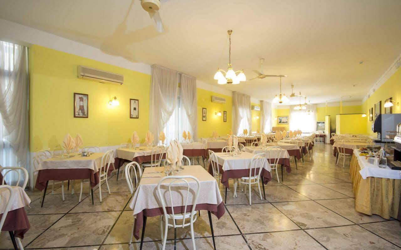 Hotel Veliero Rimini Dış mekan fotoğraf